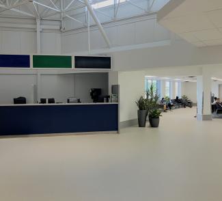 hamilton airport 8